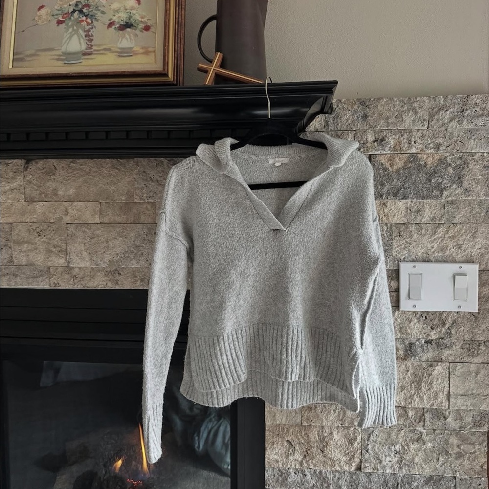 Maurices Light Gray V-Neck Sweater